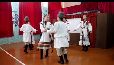 Проект "Танцы большой реки" в гостях у Семеновской школы-интерната